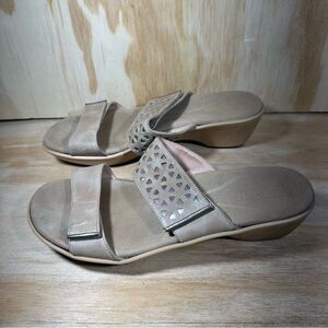 Naot Slide Sandals Women’s Size 9